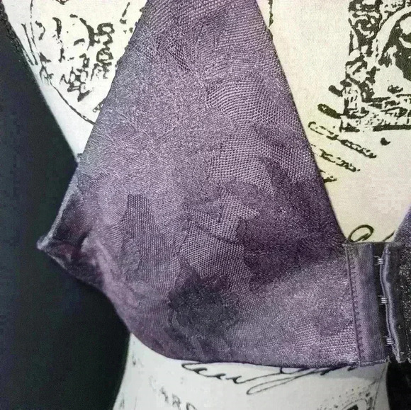 Cacique Womans Boost Plunge Bra Size 40D - Picture 7 of 14